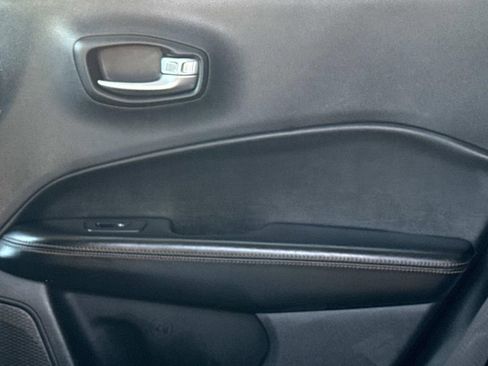 Used 2021 Jeep Compass Limited image 14