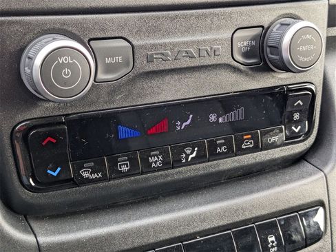 New 2026 RAM ProMaster 2500 w/ Convenience Group image 28