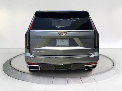 Certified 2024 Cadillac Escalade Premium Luxury AWD/4WD image 4