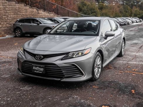 Certified 2023 Toyota Camry LE image 11