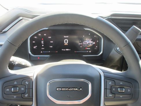 New 2026 GMC Sierra 3500 Denali w/ Denali Reserve Package image 19