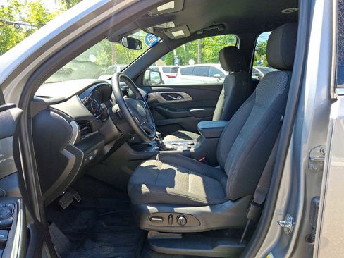 Used 2023 Chevrolet Traverse LT w/ LPO, Floor Liner Package AWD/4WD image 14