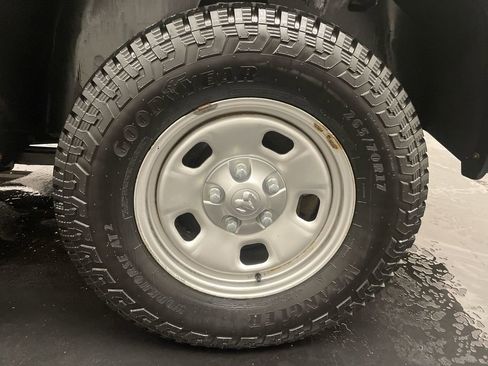 Used 2018 RAM 1500 Tradesman AWD/4WD image 24