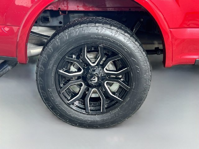 Used 2020 Ford F150 XLT w/ Equipment Group 302A Luxury AWD/4WD image 35
