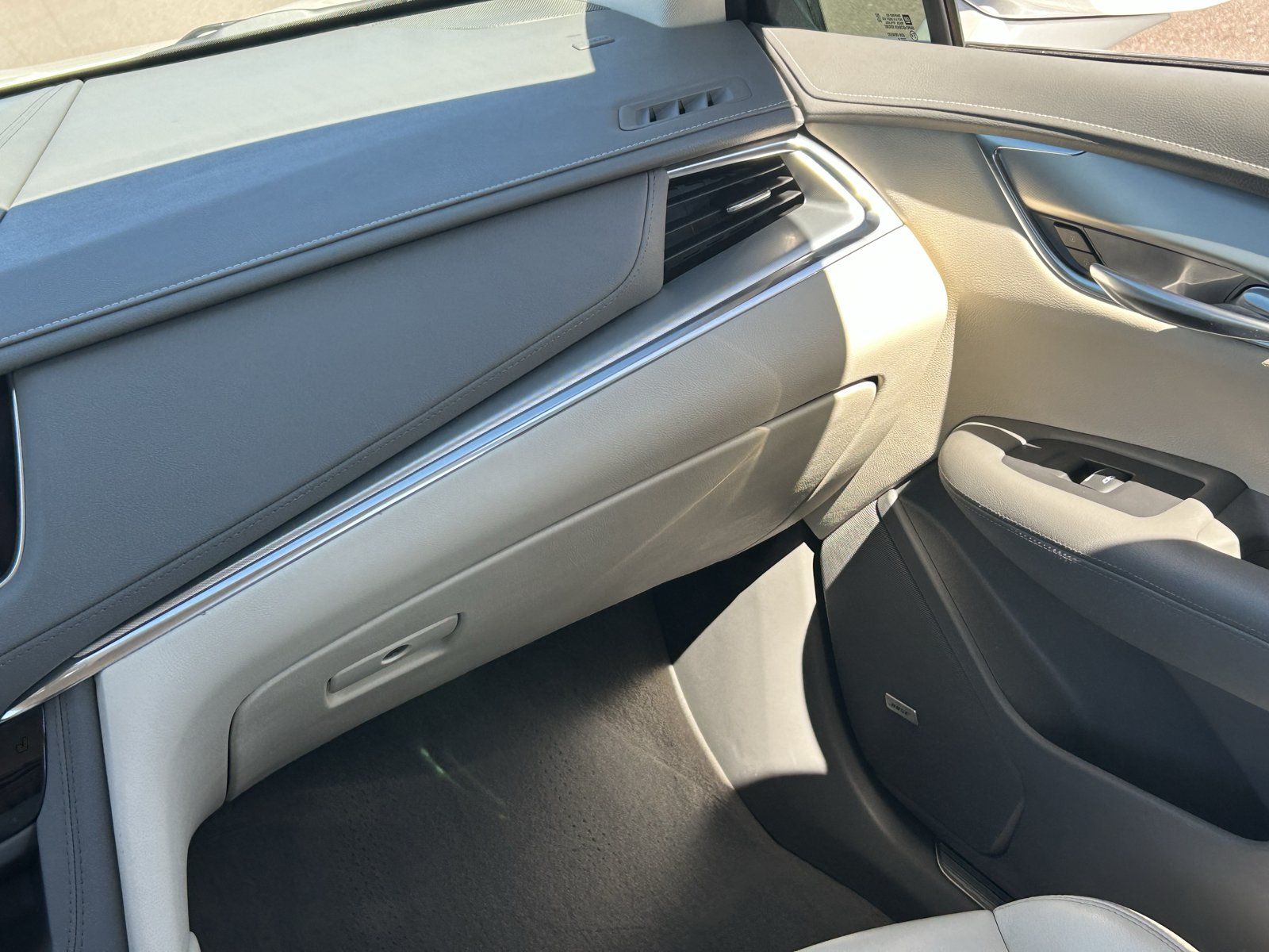 Certified 2020 Cadillac XT5 Premium Luxury FWD image 19