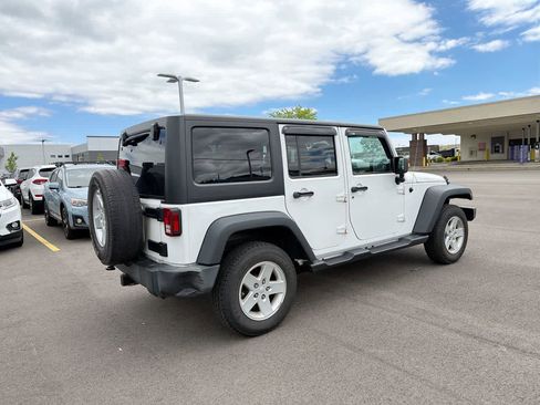 Used 2017 Jeep Wrangler Unlimited Sport w/ Quick Order Package 24S AWD/4WD image 13