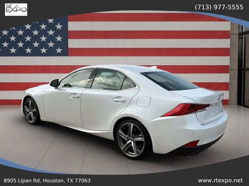 Used 2019 Lexus IS 300 w/ Navigation Package image 7