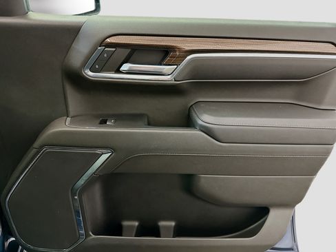 Used 2023 Chevrolet Silverado 1500 LT image 33