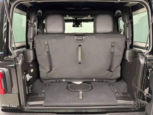 New 2026 Jeep Wrangler Rubicon AWD/4WD image 8