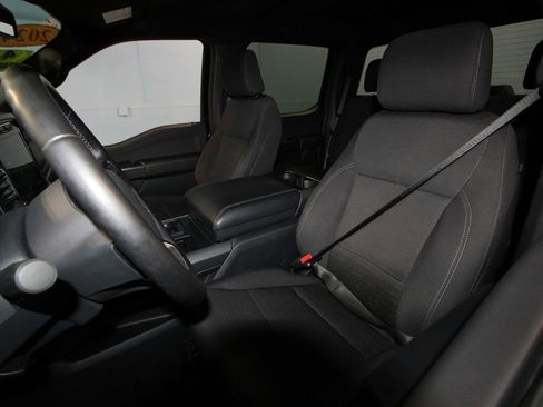 Used 2024 Ford F150 XLT w/ XLT Black Appearance Package image 4