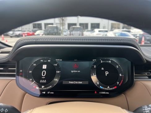 Certified 2025 Land Rover Range Rover Sport SE image 22