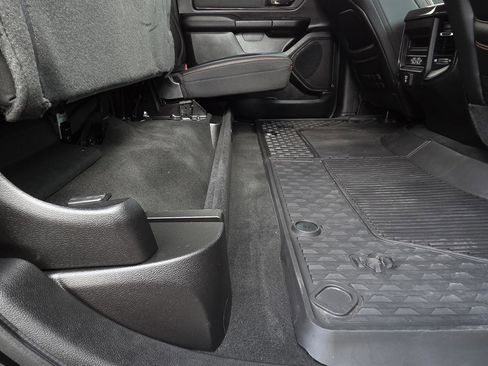 Used 2022 RAM 1500 Big Horn w/ Built-to-serve Edition image 19