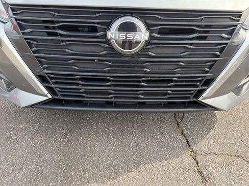 Used 2024 Nissan Altima 2.5 SV image 4