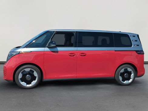 New 2025 Volkswagen ID. Buzz Pro S Plus image 2