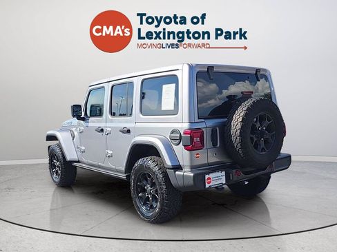 Used 2019 Jeep Wrangler Unlimited Sahara w/ Quick Order Package 24M Moab AWD/4WD image 3