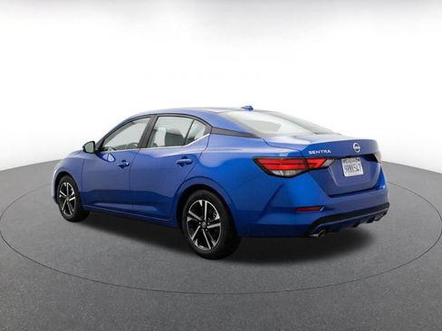 Used 2025 Nissan Sentra SV FWD image 6
