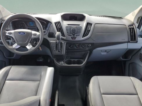 Used 2018 Ford Transit 250 Base image 17