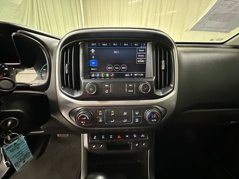Certified 2022 Chevrolet Colorado ZR2 AWD/4WD image 25