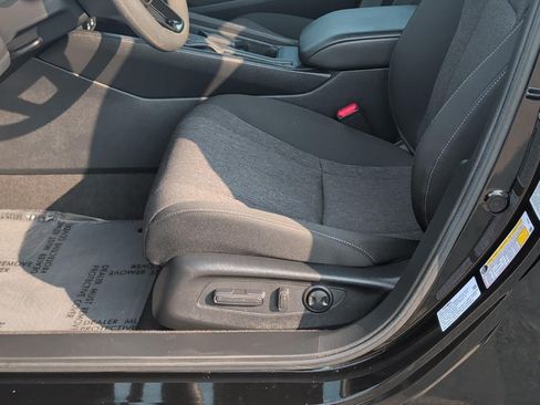 Used 2025 Honda Accord SE image 14