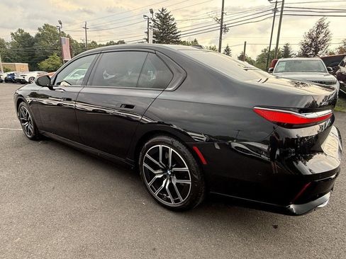 Used 2024 BMW 760i xDrive w/ Executive Package AWD/4WD image 7