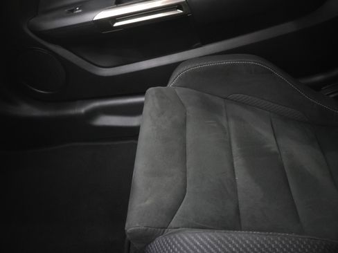 Used 2018 Ford Mustang Shelby GT350 w/ Electronics Package image 13