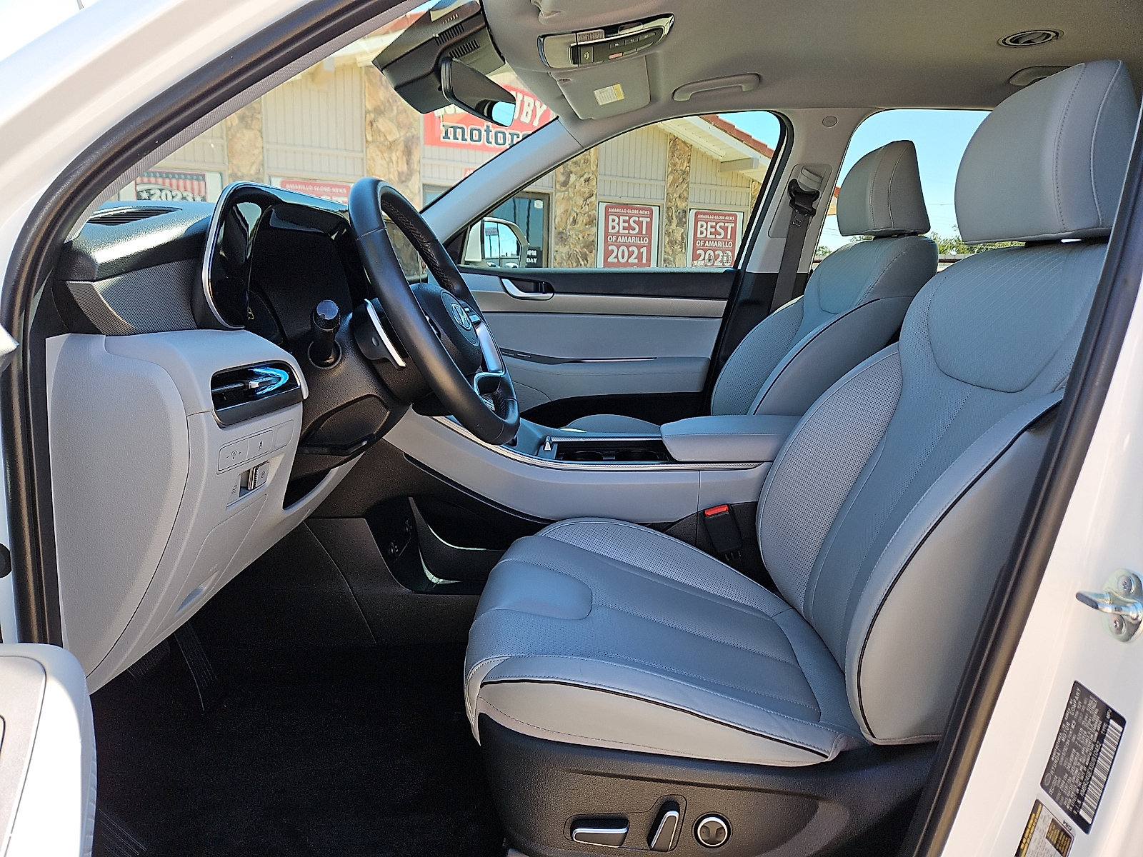 Used 2025 Hyundai Palisade SEL FWD image 11