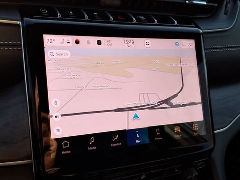 Used 2025 Jeep Grand Cherokee L Limited w/ Black Appearance Package image 41