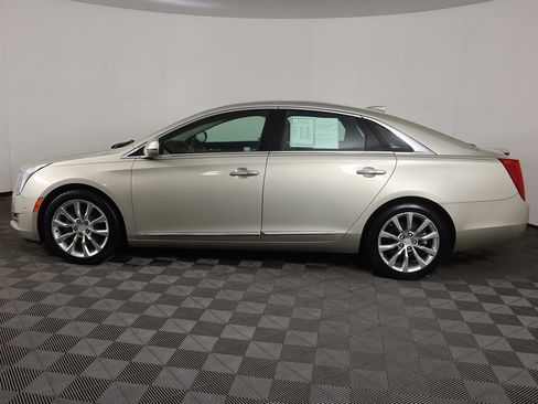 Used 2016 Cadillac XTS Luxury w/ Driver Awareness Package image 20