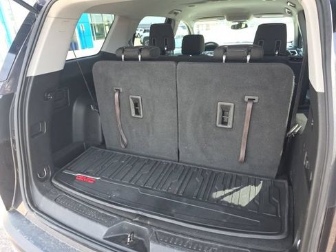 Used 2018 GMC Acadia SLE AWD/4WD image 44
