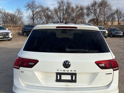 Used 2022 Volkswagen Tiguan SE image 4