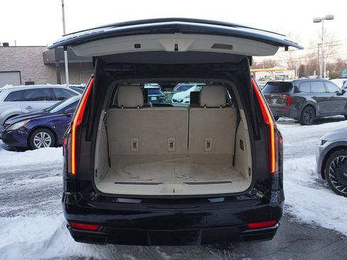 Used 2024 Cadillac Escalade Sport Platinum image 26