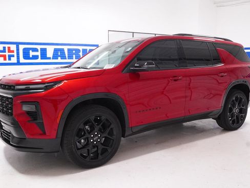 New 2026 Chevrolet Traverse RS w/ LPO, Floor Liner Package FWD image 12