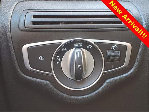 Used 2022 Mercedes-Benz GLC 300 image 15