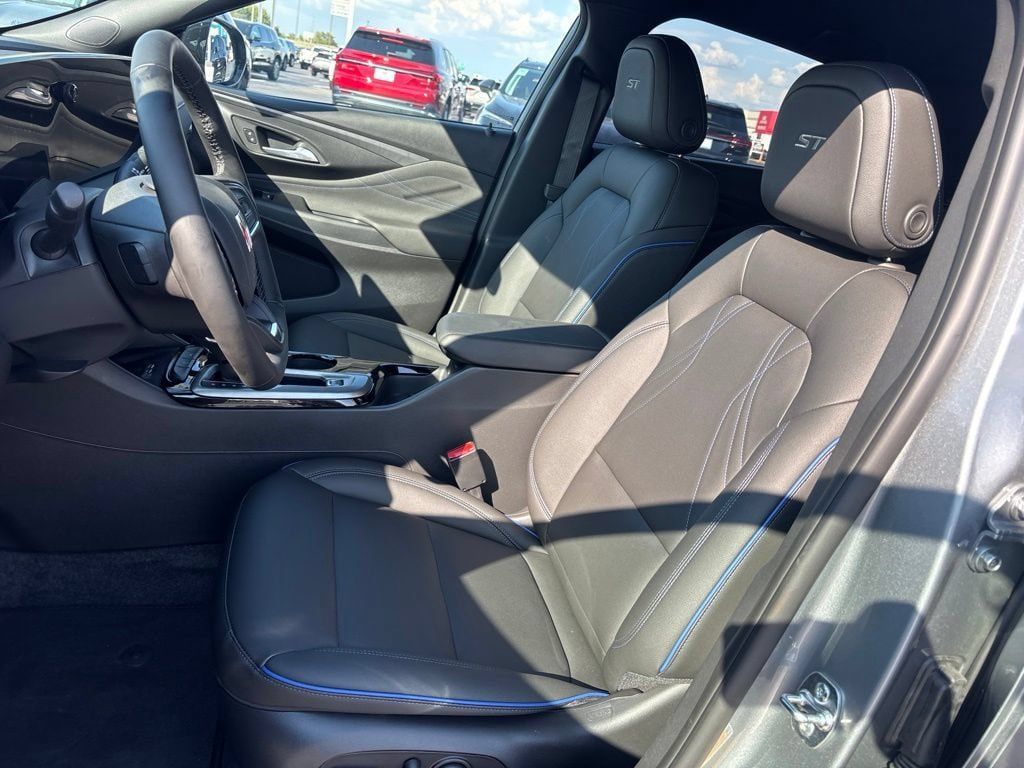 New 2026 Buick Envista Sport Touring w/ Convenience I Package FWD image 12