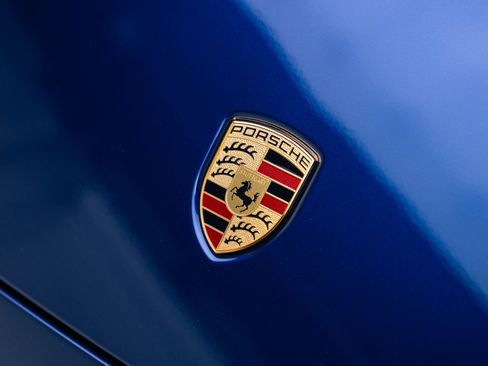 Used 2022 Porsche 911 Turbo S image 9