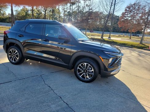 Used 2026 Chevrolet TrailBlazer LT w/ Convenience Package image 9