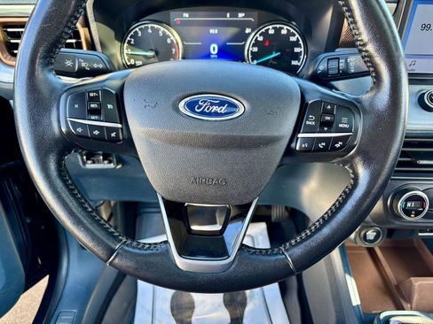 Used 2022 Ford Maverick Lariat w/ Equipment Group 500A Standard image 27