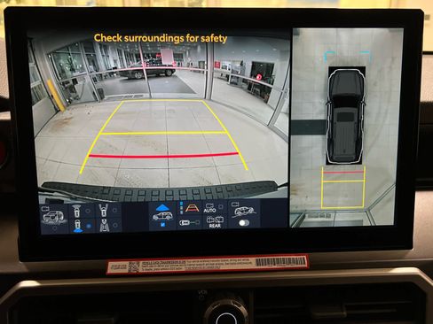 New 2025 Toyota 4Runner TRD Off-Road Premium image 29