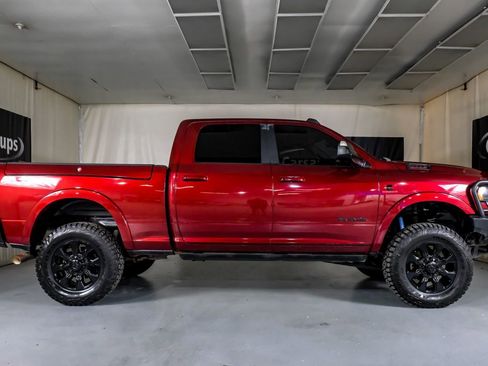 Used 2022 RAM 2500 Limited w/ Night Edition AWD/4WD image 5
