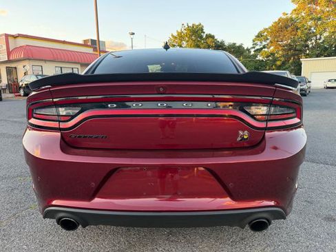 Used 2018 Dodge Charger R/T Scat Pack w/ Dynamics Package RWD image 10