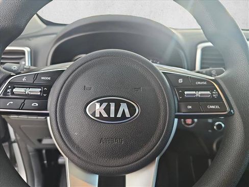 Used 2022 Kia Sportage LX w/ LX FWD Value Edition Package image 18
