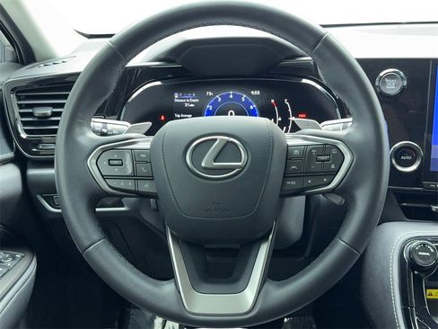 Used 2024 Lexus NX 250 FWD w/ Premium Package image 18
