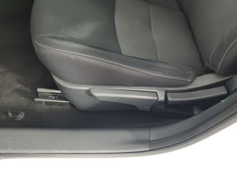 Used 2021 Nissan Sentra SV FWD image 28