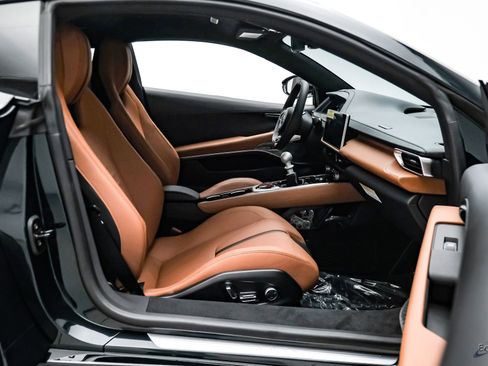 Used 2025 Lotus Emira RWD image 57