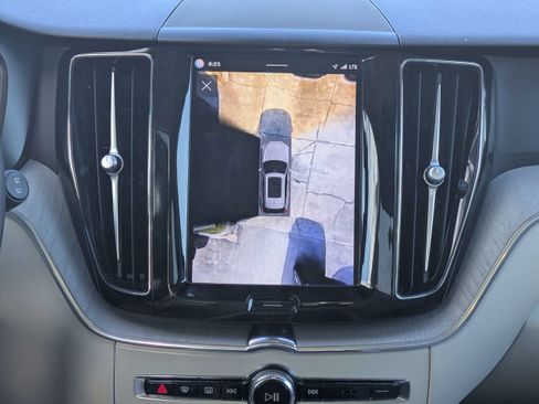Used 2024 Volvo XC60 T8 Plus w/ Protection Package Premier AWD/4WD image 19