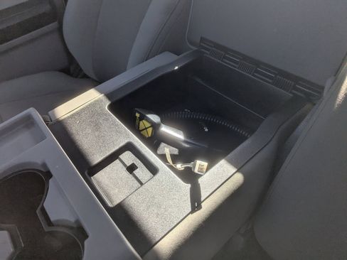 Used 2017 Ford F250 XL w/ STX Appearance Package image 39