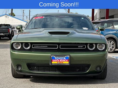 Used 2022 Dodge Challenger GT RWD image 9