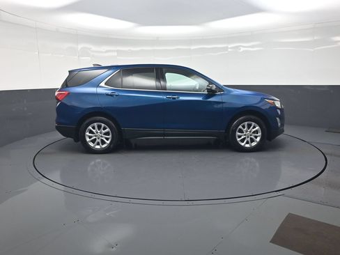 Used 2019 Chevrolet Equinox LT AWD/4WD image 2