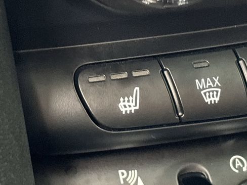 Used 2018 MINI Cooper S image 35