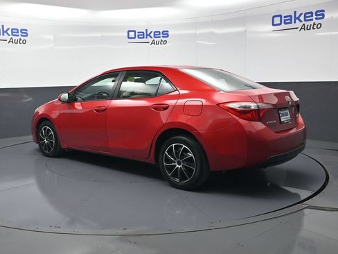 Used 2015 Toyota Corolla LE FWD image 6
